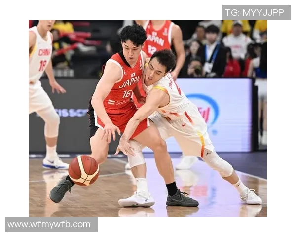 重庆篮球队在邀请赛中的战术表现分析与点评总结